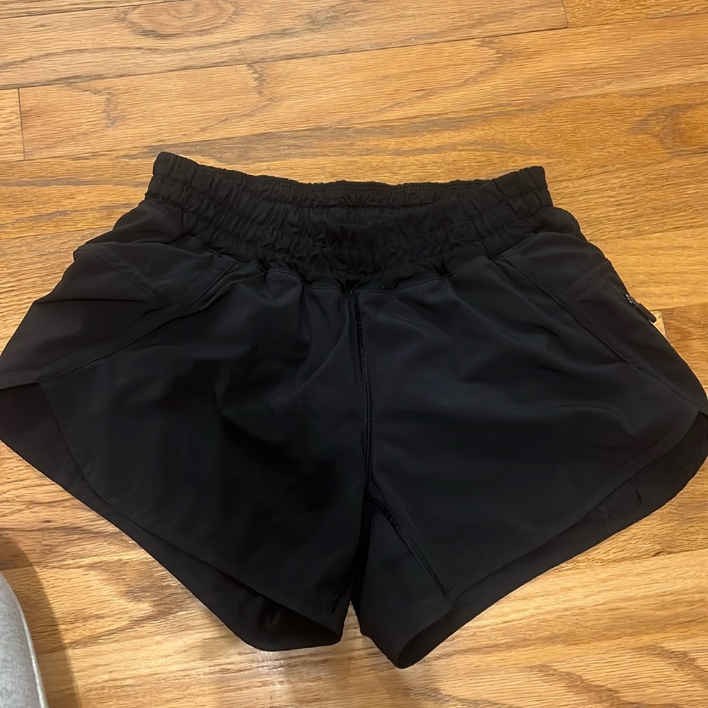 Lululemon short
